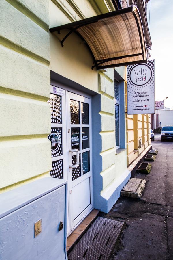 Flyfly Hostel , Darmowy Parking , Rezerwuj Przez Urzadzenia Mobilne -10 Procent Breslavia Exterior foto